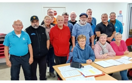 UN NOUVEAU BUREAU pour la Pétanque Lamballaise